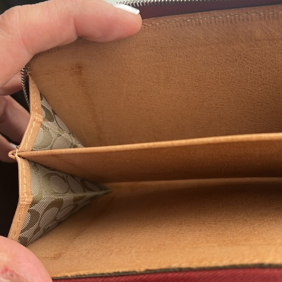 Coach Long Red Leather Trifold Clutch Wallet - Picture 9 of 12